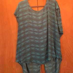 patterned torrid shirt open back